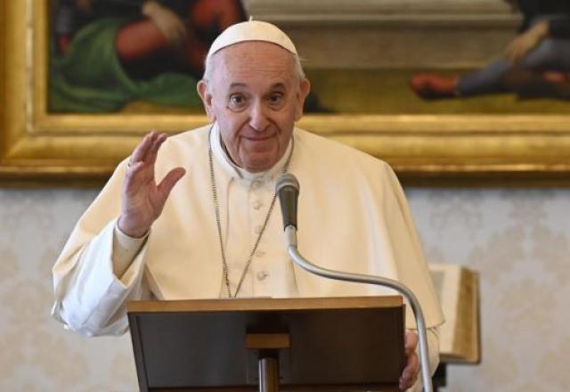 O Papa Francisco passou por procedimento cirúrgico neste domingo (4.jul) | Reprodução/Vaciticano News