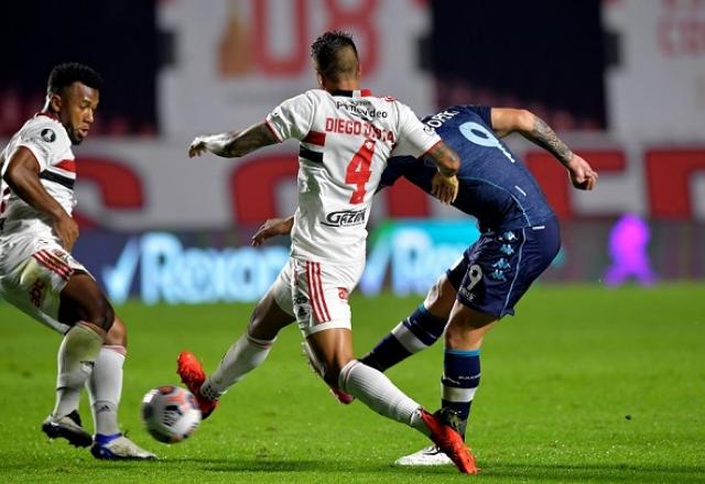 São Paulo empatou com o Racing
