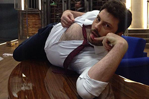 Danilo posa sexy e diz que tem diabetes