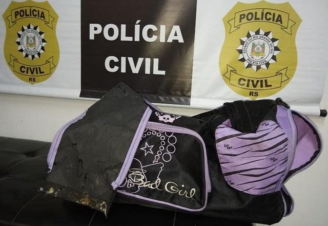 Laudo pericial identificou o DNA da vítima no interior de bolsa | Foto: Divulgação/Polícia Civil