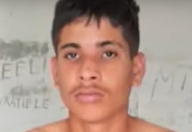 Jovem De Anos Preso Suspeito De Matar Amigo A Facadas Sbt News