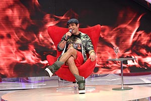 `Posava nu para as pessoas me desenharem´, revela Evandro Santo para Raul Gil