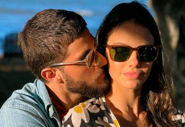 Chay Suede e Laura Neiva
