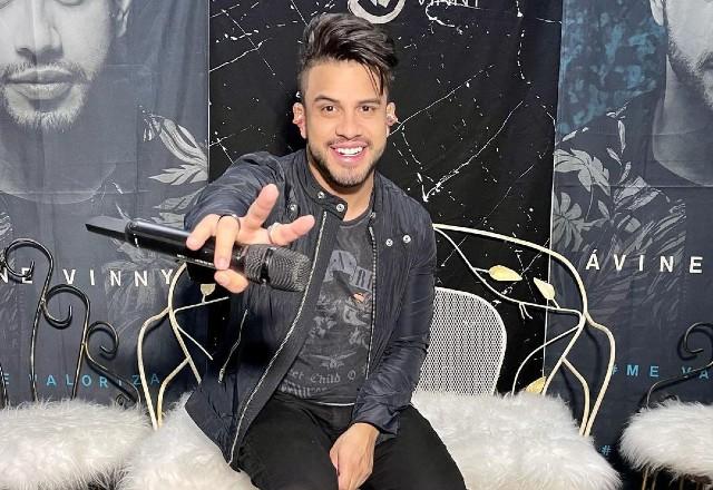 Ávine Vinny teria ameaçado ex-mulher por telefone | Reprodução/Instagram