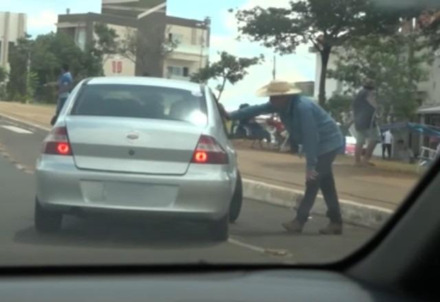 Alta da gasolina faz brasileiros cruzarem fronteira com Argentina