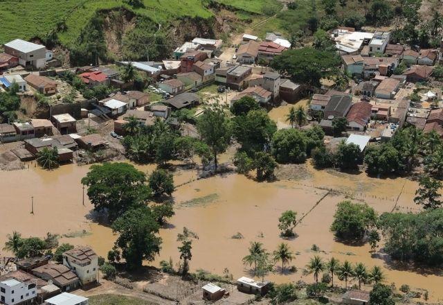 Chuvas Deixam Mais De 408 Mil Desalojados No Brasil Sbt News 