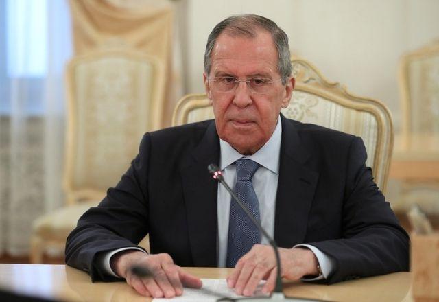 Em resposta aos ataques, Lavrov afirmou que o exército russo não está atacando civis ou bases militares durante momentos vulneráveis | Flickr