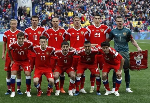 Federação russa contesta suspensões impostas por Fifa e Uefa - SBT News