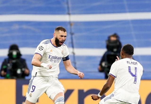 Real Madrid elimina PSG da Champions com três gols de Benzema