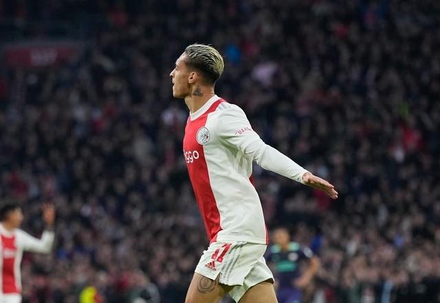 Ajax x Benfica: onde assistir ao jogo das oitavas de final da