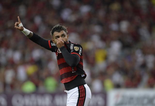 Gabigol comemora