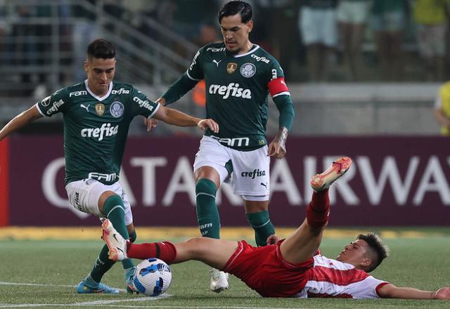 Classificado às oitavas, Palmeiras perde para o Defensa y Justicia na  Libertadores