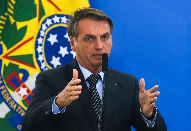 Bolsonaro diz esperar que mudanças façam Petrobras "cumprir fim social" -  Governo - SBT News
