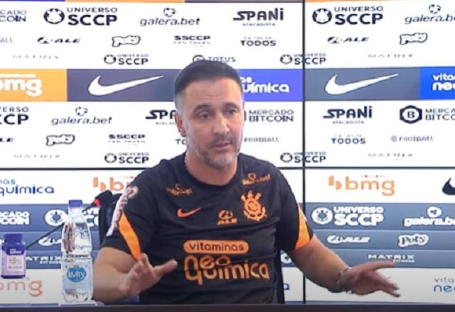 Vítor Pereira, técnico do Corinthians, em entrevista coletiva nesta sexta