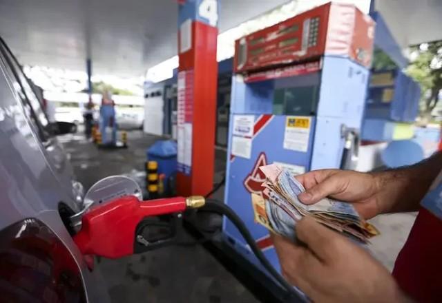 Gasolina bateu valor recorde há duas semanas | Agência Brasil