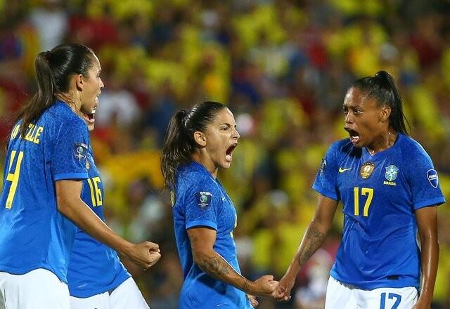 No sufoco, Brasil vence Colômbia e é campeão da Copa América