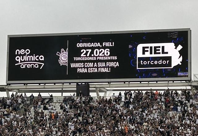 Neo Química Arena recebe torcida em treino aberto para a semifinal da Copa  do Brasil