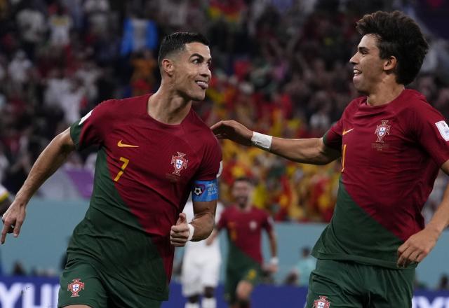 Em jogo com cinco gols, Portugal vence Gana - Grupo A Hora