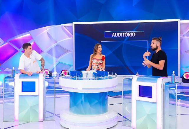 Inédito! Nicole Bahls e Rico Melquiades participam do “Jogo dos