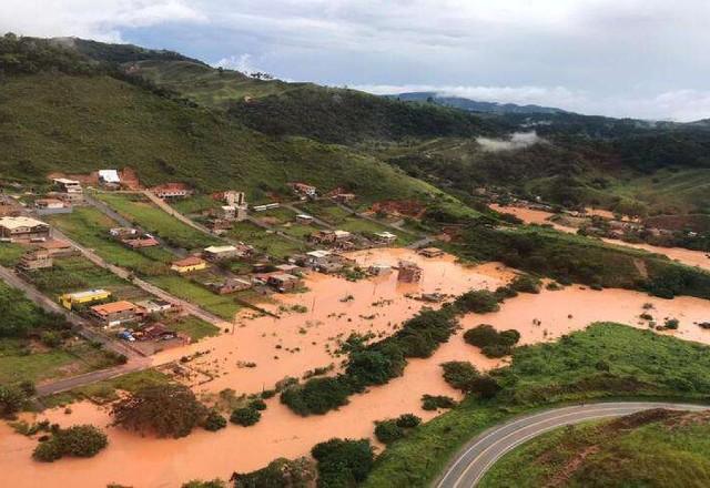 Chuvas provaram a morte de 21 pessoas em Minas Gerais; previsão é de mais temporais | Reprodução/Corpo de Bombeiros Militar de MG