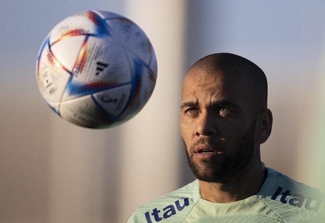 Restos de DNA encontrados na vítima são de Daniel Alves