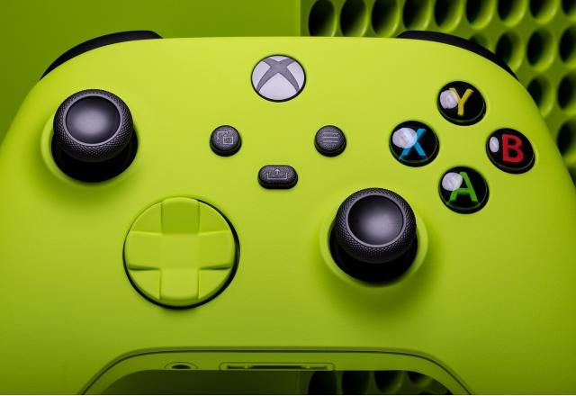 Xbox Series S: Microsoft anuncia aumento de preço no Brasil - SBT