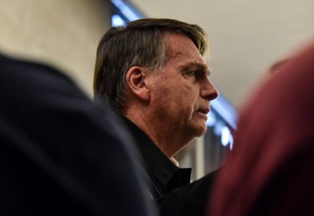 Deputados governistas querem depoimento de Bolsonaro na CPMI