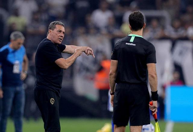 Luxemburgo é demitido do Corinthians