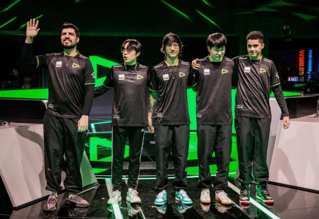 Worlds 2023: Ainda não temos nível de campeão, comenta Deft - SBT