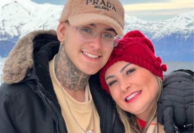 Andressa Urach e filho