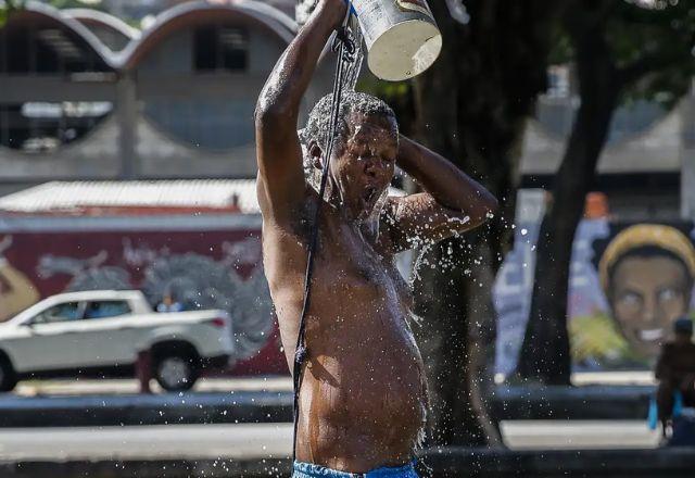 Com tanta gente em casa, a internet no Brasil vai aguentar o