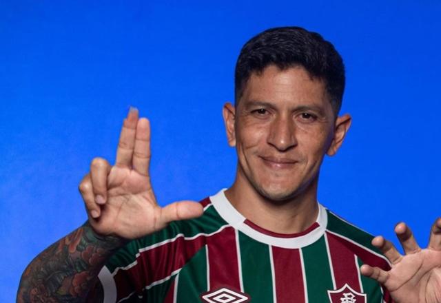 Goleiro do Corinthians provoca Palmeiras em música: 'Não tem Mundial