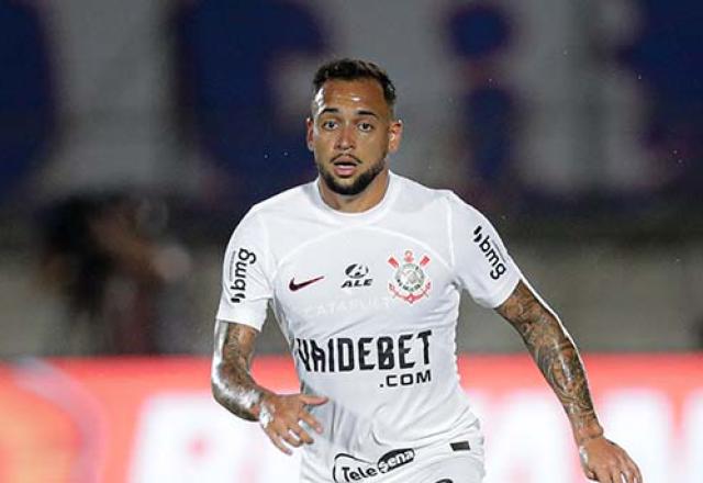 Maycon recusa proposta do Flamengo e fica no Corinthians