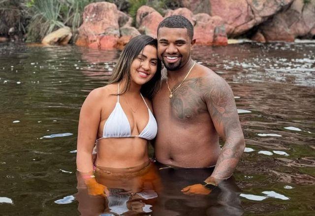 Davi Brito e Adriana Paula