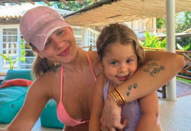 Maria Flor e Virginia