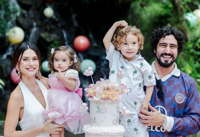 Thaila Ayala, Teresa, Francisco e Renato