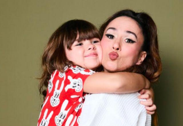 Tata Werneck e filha