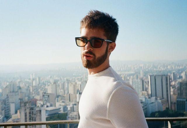 João Guilherme publica fotos misteriosas ao lado dos famosos