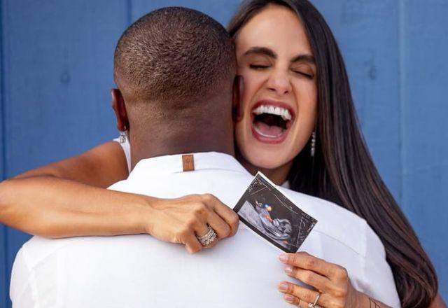 Carol Peixinho e Thiaguinho