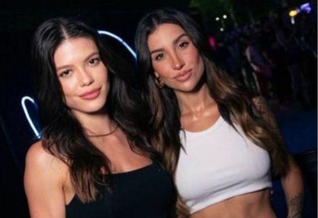 Vitória Strada e Bianca Andrade