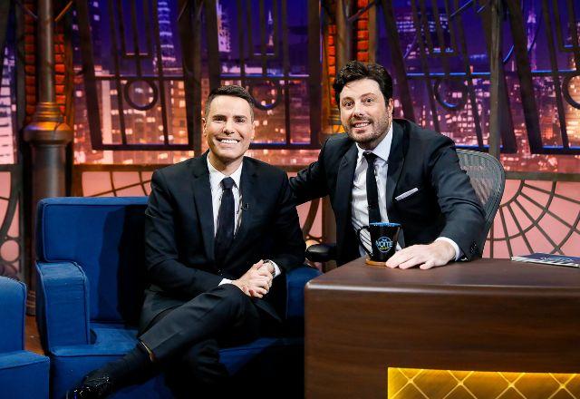 Luiz Bacci e Danilo Gentili no The Noite