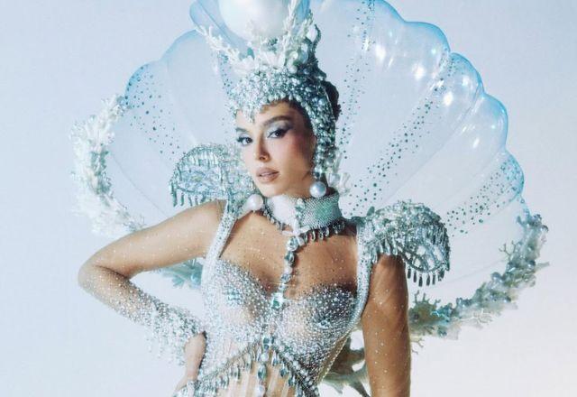 Giovanna Lancellotti posa para foto.