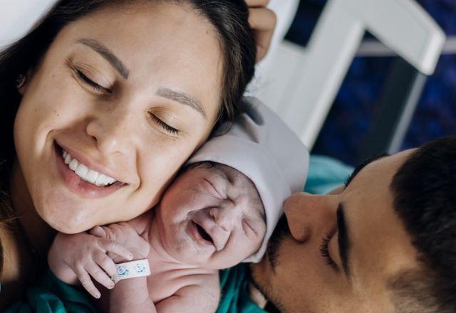 Primeira filha de Yasmin Castilho e Lucas Provesi nasce durante a madrugada
