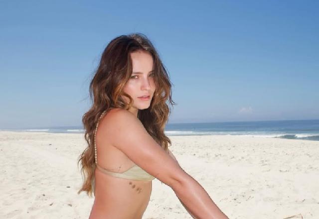 LARISSA MANOELA