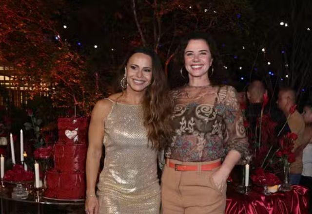 Ícone do Carnaval, Luma de Oliveira prestigia aniversário de Viviane Araujo