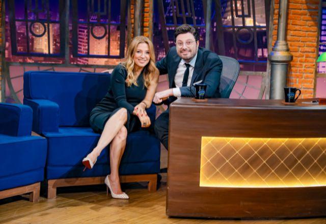 Patrícia de Sabrit e Danilo Gentili no The Noite