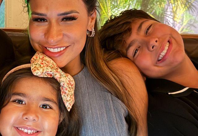 Simone com os filhos, Zaya e Henry