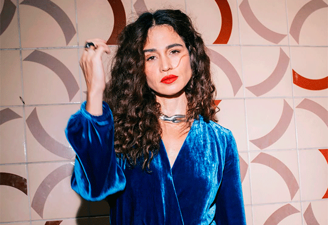 Imagem da notícia: Nanda Costa posa com produtora apontada como novo affair Imagem da notícia: Nanda Costa posa com produtora apontada como novo affair