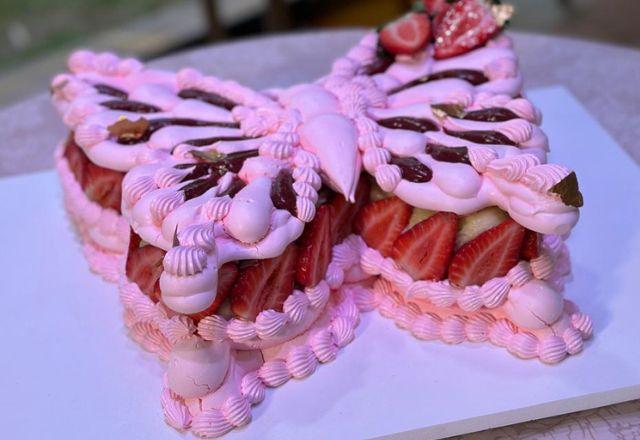 Imagem da notícia: Aprenda a fazer a Borboleta de Suspiros do Bake Off Brasil 12 Imagem da notícia: Aprenda a fazer a Borboleta de Suspiros do Bake Off Brasil 12