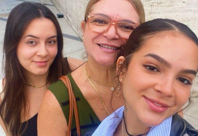 Imagem da notícia: Mel Maia ganha diamante feito com as cinzas da mãe Imagem da notícia: Mel Maia ganha diamante feito com as cinzas da mãe